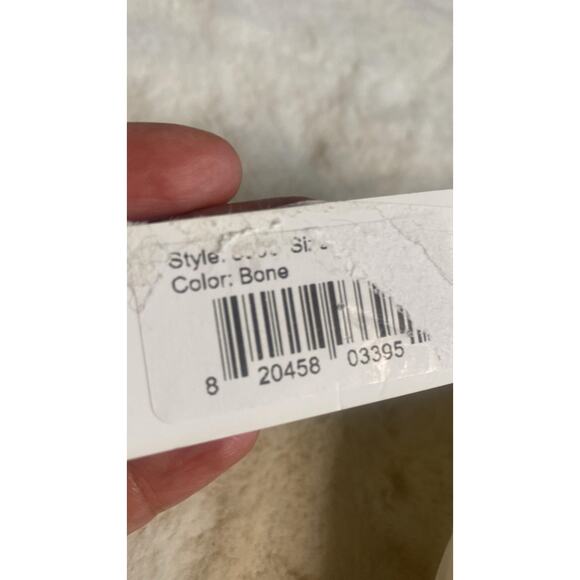 Dominique Strapless Backless Bridal Bra with Breathable Memory Cups - Picture 6 of 11